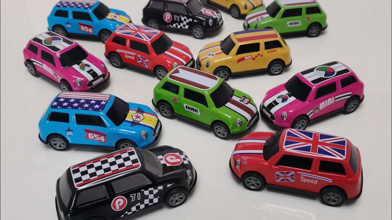 Mini Die-Cast Pull Back Cars ā Set of 12 Colorful Racing Vehicles for Kids